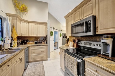 RARE CORNER VILLA in desirable Bonaire at Woodmont! Bright - photo 30