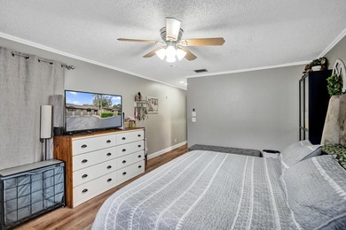 RARE CORNER VILLA in desirable Bonaire at Woodmont! Bright - photo 33