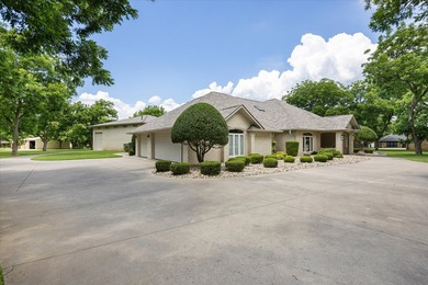MOTIVATED SELLER!!!!!!! Rare opportunity to own a custom fly-in - photo 37