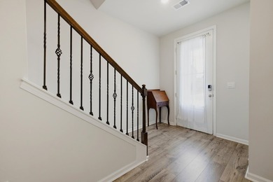 Come and see this beautiful Tillman model overlooking the pond - photo 5
