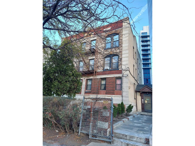 East River Commercial For Sale in Flushing New York