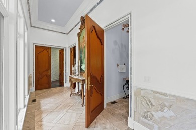 An extraordinary luxury estate in one of Dothan's most - photo 7