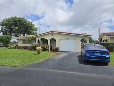 Crystal Lake - Broward County Home For Sale in Deerfield Beach Florida