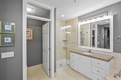 Absolutely stunning wide water views of the intracoastal - photo 18