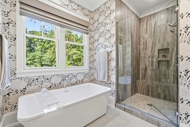 Like New Construction 4 Bedroom/4.5 Bath Custom Home at Reynolds - photo 21