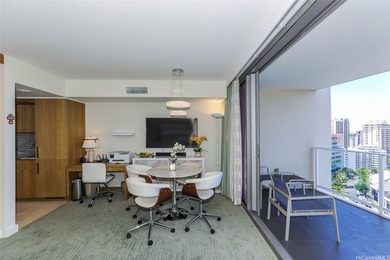 Beautifully upgraded residence at The Ritz-Carlton Residence - photo 5