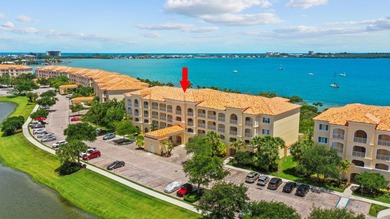 Absolutely stunning wide water views of the intracoastal - photo 26