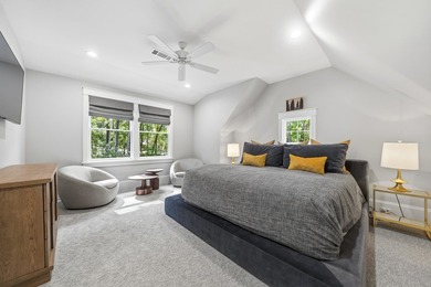 Like New Construction 4 Bedroom/4.5 Bath Custom Home at Reynolds - photo 30