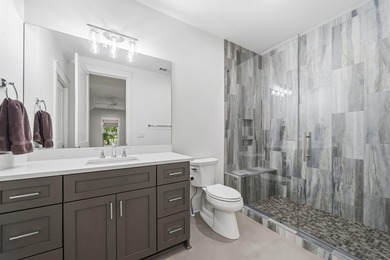 Like New Construction 4 Bedroom/4.5 Bath Custom Home at Reynolds - photo 34