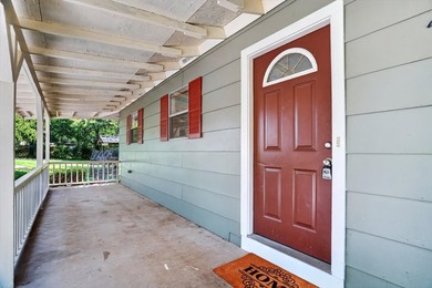 Charming 2-bedroom, 1-bath home offering approximately 1,000 - photo 8