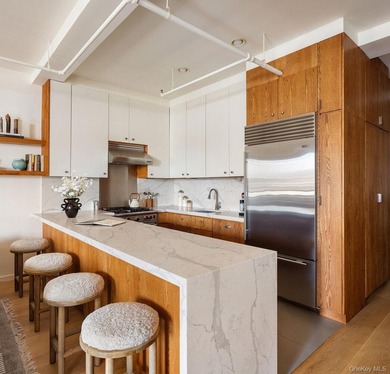Featured in Architectural Digest and impeccably curated by Past - photo 9