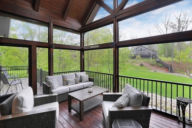 It's time to hit the Lake! Looking for a lakefront home in a - photo 10