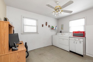 Welcome to 3 Avenue B. Excellent opportunity in the North Shore - photo 12