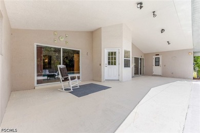 3 bedroom, 2 bathroom heated pool home just minutes from - photo 13