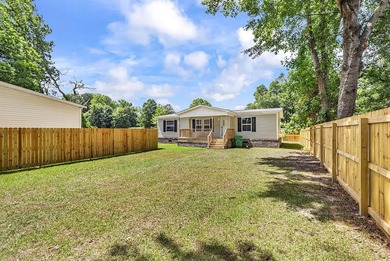 New construction 3-bedroom, 2-bath manufactured home located - photo 1