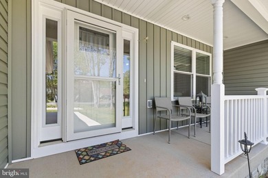 Welcome home to 1906 Lakeview Parkway, a like-new one level - photo 6