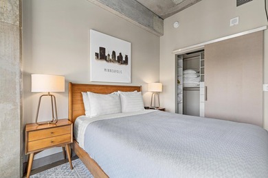 Situated in the vibrant and chic Mpls North Loop, this alcove - photo 8