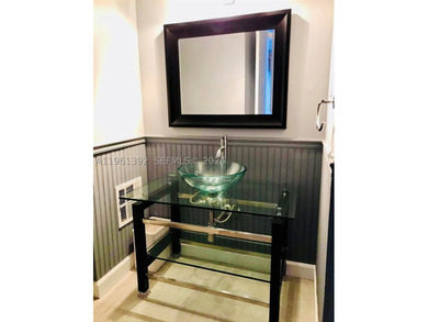 Spacious & Cozy 1BR/1.5BA Fully Furnished WATERFRONT CONDO with - photo 11