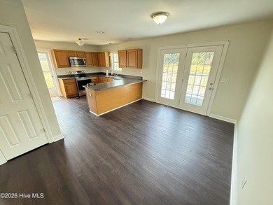 The 10.39 property has 2 houses and a private pond on it - photo 14
