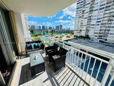 Spacious & Cozy 1BR/1.5BA Fully Furnished WATERFRONT CONDO with - photo 18
