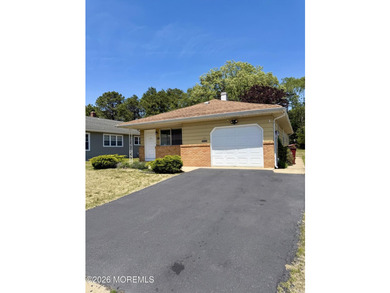 Welcome to 38 Grenada Street in the desirable Holiday City - photo 2