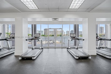Spacious & Cozy 1BR/1.5BA Fully Furnished WATERFRONT CONDO with - photo 23