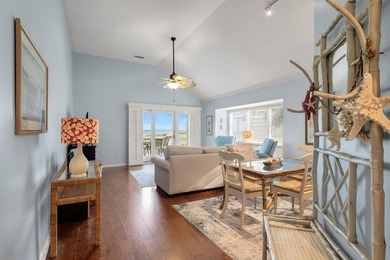 Perched on the top floor of desirable Pelican Watch Villas, 1360 - photo 5