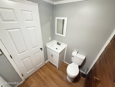 The 10.39 property has 2 houses and a private pond on it - photo 37
