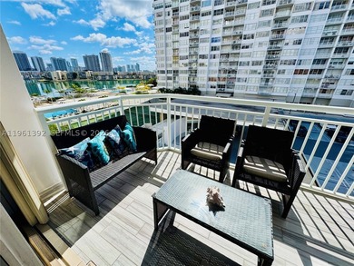 Spacious & Cozy 1BR/1.5BA Fully Furnished WATERFRONT CONDO with - photo 40