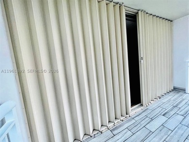 Spacious & Cozy 1BR/1.5BA Fully Furnished WATERFRONT CONDO with - photo 41