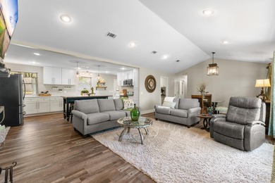 Wow truly a showstopper! Enjoy lake views of Greers Ferry Lake - photo 8