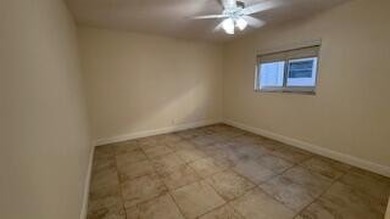 Updated 1-BR condo, 1 full & 1 half bath, spacious living and - photo 11