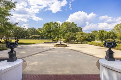 The Grandeur of the Southern Plantation. Nestled upon 4.5 level - photo 17