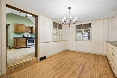 Storybook charm! This inviting two-bedroom cottage sits - photo 17