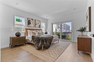 NEW CONSTRUCTION 3 bed, 2.5 bath, three-story townhome with sky - photo 18