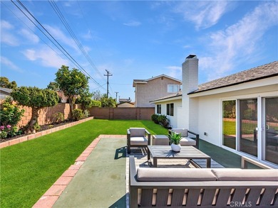 Beautifully refreshed and move-in ready, this 4-bedroom - photo 20