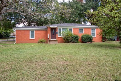 Lazy Creek Lake Home For Sale in Tyler Texas