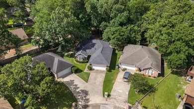 Welcome home to this beautifully updated 3-bedroom, 2-bath home - photo 3
