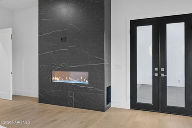 Extensively reimagined beginning in 2020, this modern luxury - photo 25