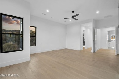 Extensively reimagined beginning in 2020, this modern luxury - photo 26