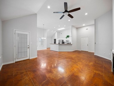 Welcome home to this beautifully updated 3-bedroom, 2-bath home - photo 8