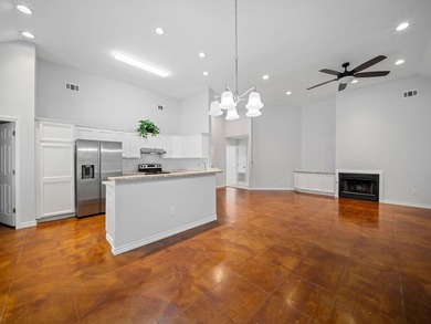 Welcome home to this beautifully updated 3-bedroom, 2-bath home - photo 9