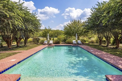 The Grandeur of the Southern Plantation. Nestled upon 4.5 level - photo 30