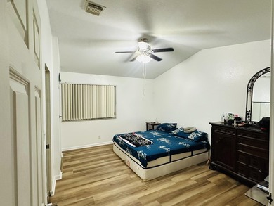 GREAT CONDITION TOWNHOUSE, 1ST FLOOR TILED ON THE DIAG. VINYLS - photo 35