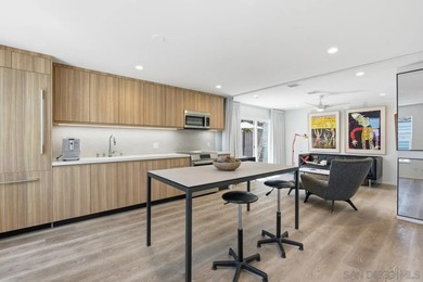 Hip Contemporary Urban Townhome located at the heart of - photo 5