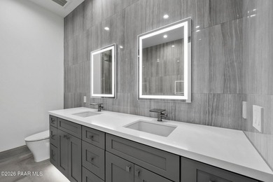 Extensively reimagined beginning in 2020, this modern luxury - photo 41