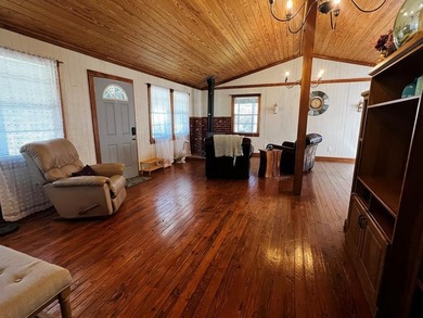 MOSTLY FURNISHED WATERVIEW PROPERTY LOCATED IN THE SOUGHT-AFTER - photo 4
