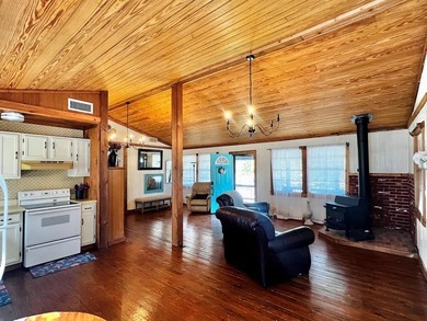 MOSTLY FURNISHED WATERVIEW PROPERTY LOCATED IN THE SOUGHT-AFTER - photo 6