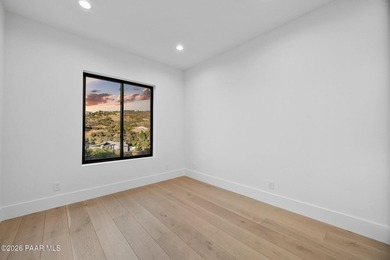 Extensively reimagined beginning in 2020, this modern luxury - photo 46