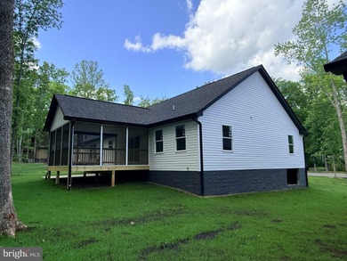 Nestled in the prestigious Lake of the Woods community, this - photo 7